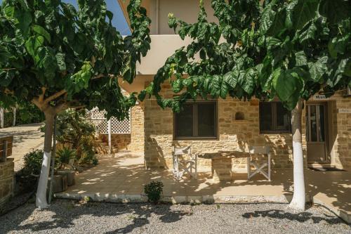 myrto_apartment_-_outside