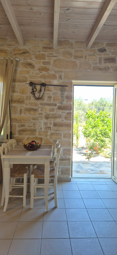 villa_efthalia_-_dining_area