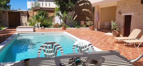 villa_hera_-_outside_dining_area_ii